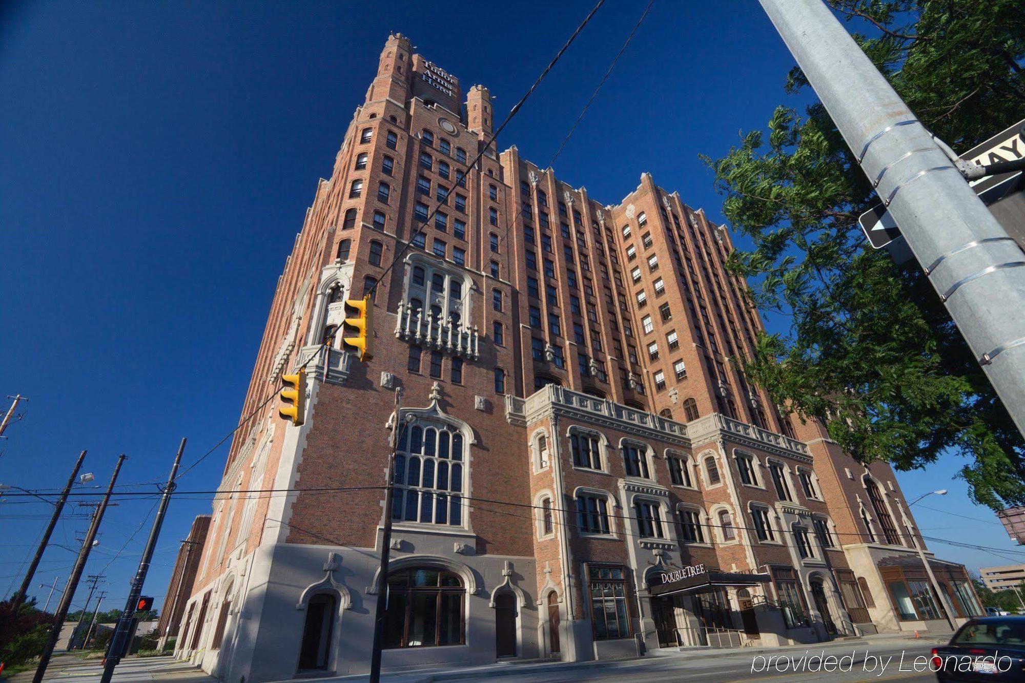 The Tudor Arms Hotel Cleveland - A Doubletree By Hilton Exterior photo