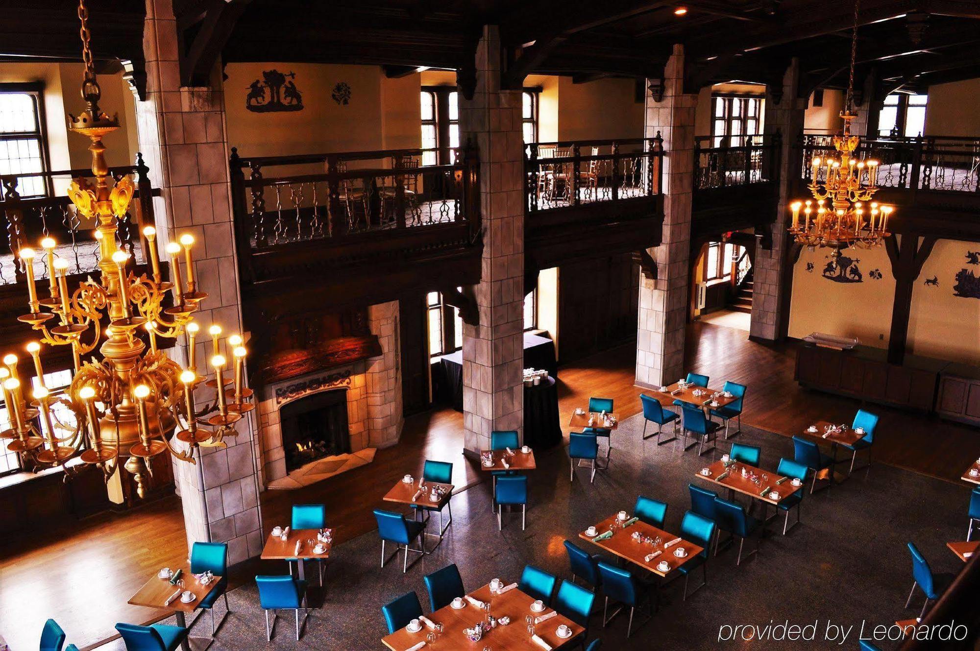 The Tudor Arms Hotel Cleveland - A Doubletree By Hilton Exterior photo